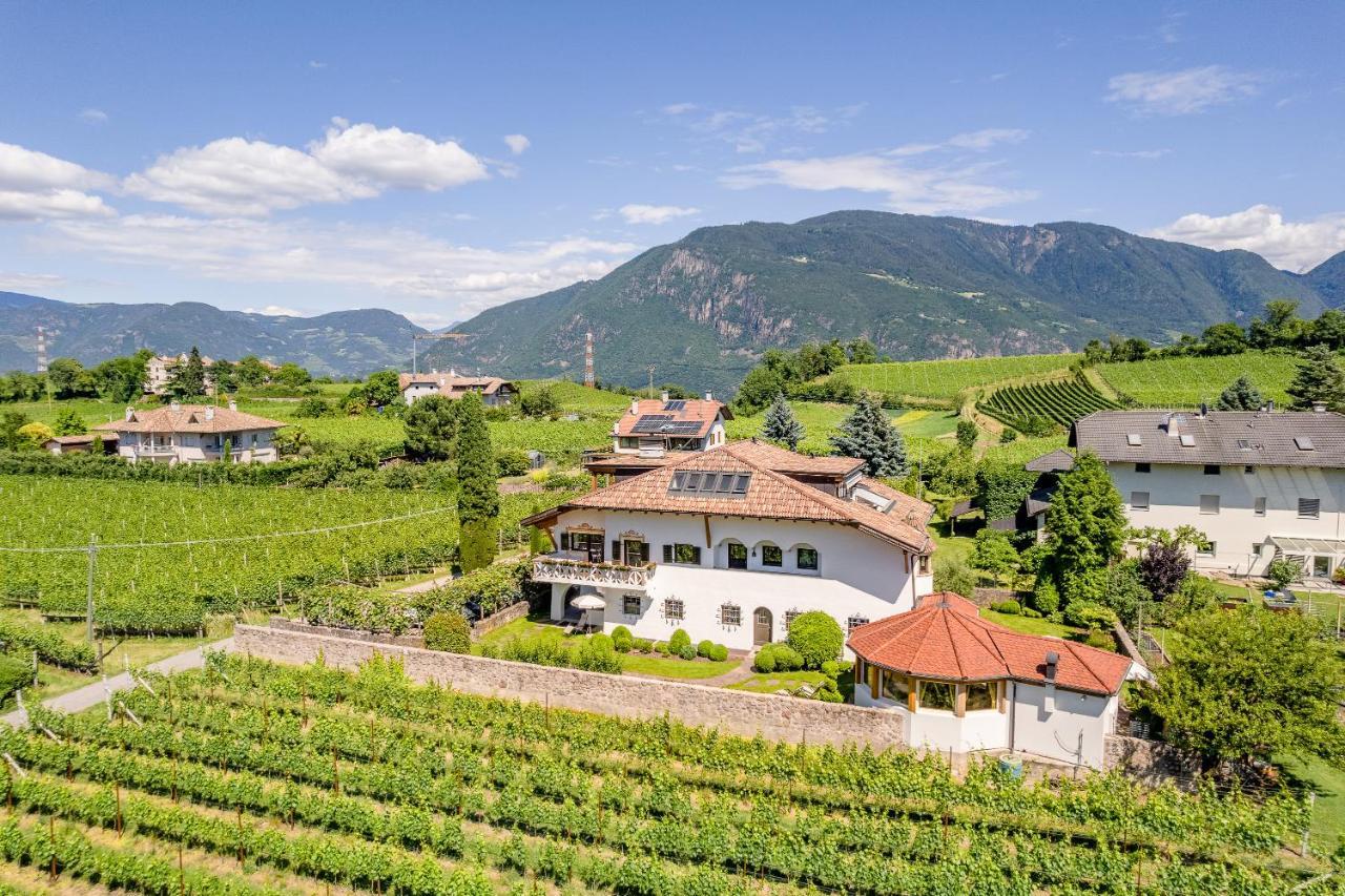 Haus Oberhofer Bed and Breakfast Cornaiano Exterior foto